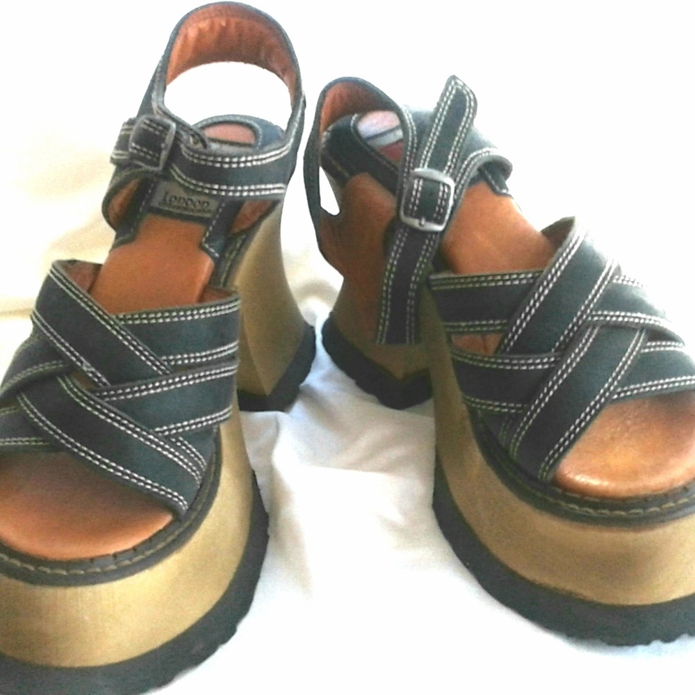 NIB Black London Underground 90s Platforms